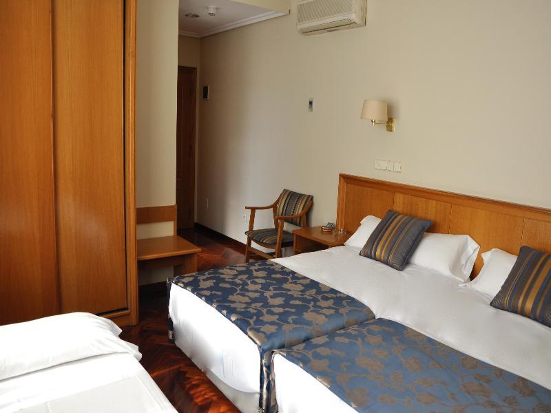 Hotel Crunia I A Coruna Ngoại thất bức ảnh